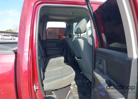 2013 Ram 1500 Express z USA, uszkodzony, nr VIN 1C6RR6FT9DS643935